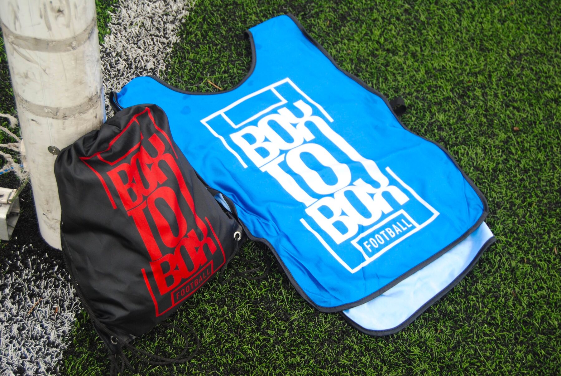 Box To Box blue training bibs being tested during a Sydney football training session, photo 7